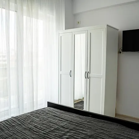 Apartel Fiji * Năvodari